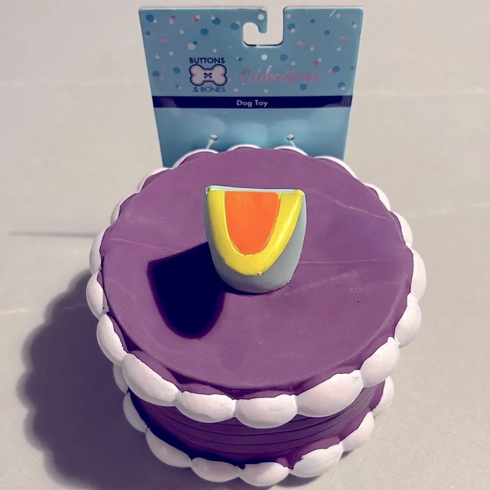 NWT [Buttons & Bones] Celebrations Dog Birthday Cake Squeak Toy Purple w/Candle - Picture 3 of 6